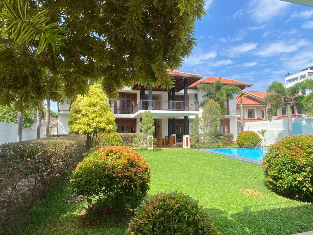 Christima Residence Negombo Extérieur photo