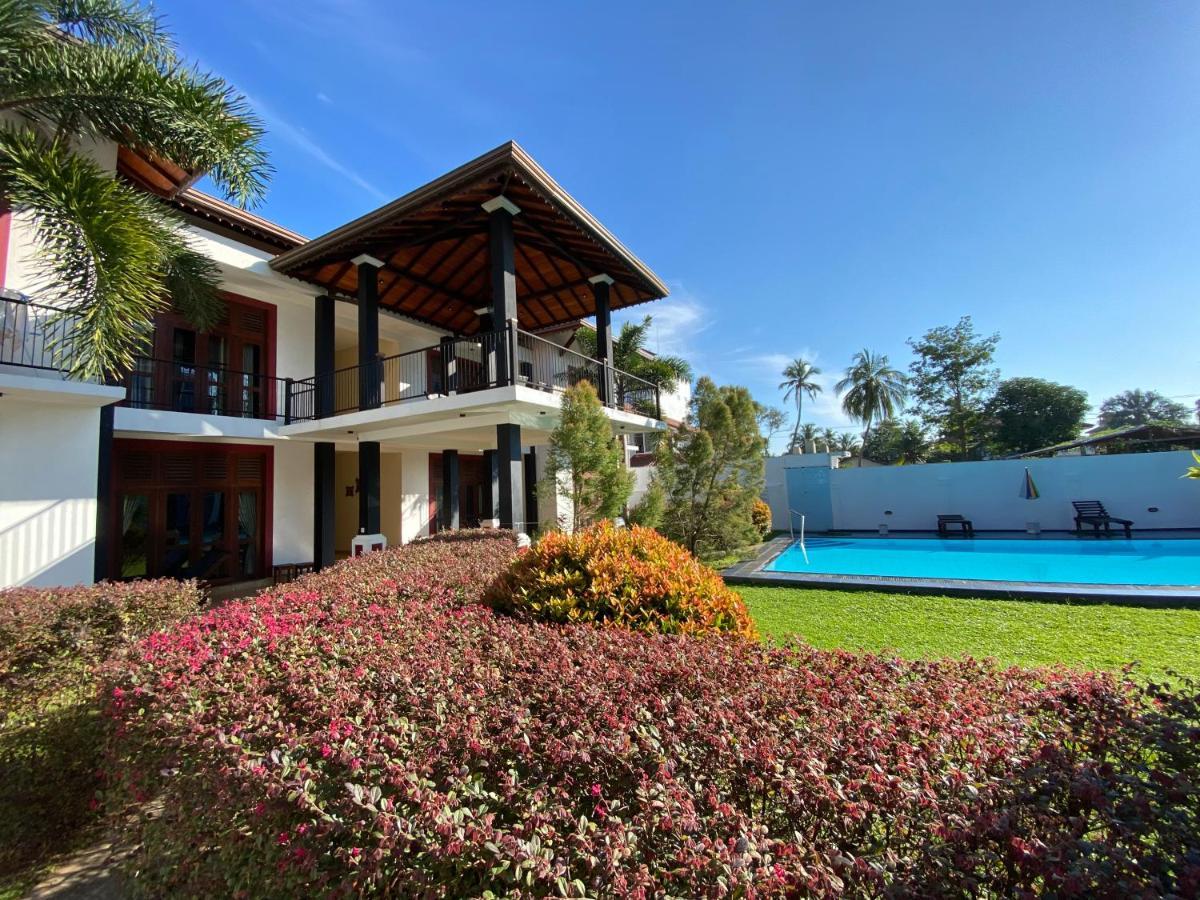 Christima Residence Negombo Extérieur photo